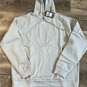 NWT men’s under Armour Light Gray Hoodie xl